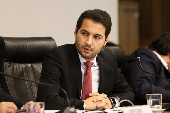http://circulandoaqui.com.br/novo/banco_img/12195fe0fab1afb4fe3a9f7ba71a6c2127bbb.jpg