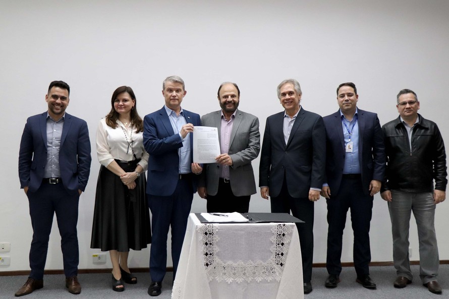 http://circulandoaqui.com.br/novo/banco_img/12325385e326ace8686ea69144945c932a3a2.jpg