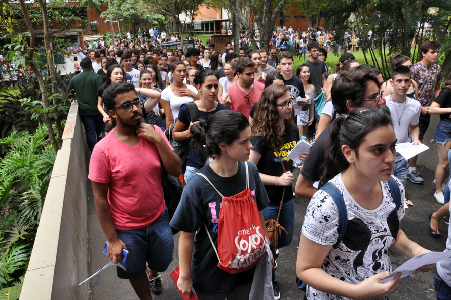 http://circulandoaqui.com.br/novo/banco_img/124434b1212f56518b7c9776ecf1205707de5.jpg