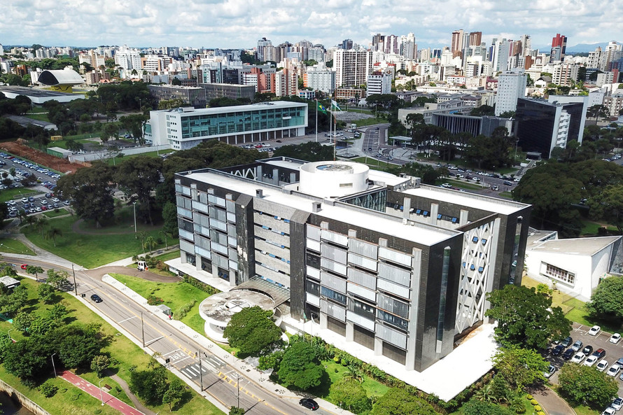 http://circulandoaqui.com.br/novo/banco_img/125060bd02178bc80525b52a59878bc1c8c30.jpg