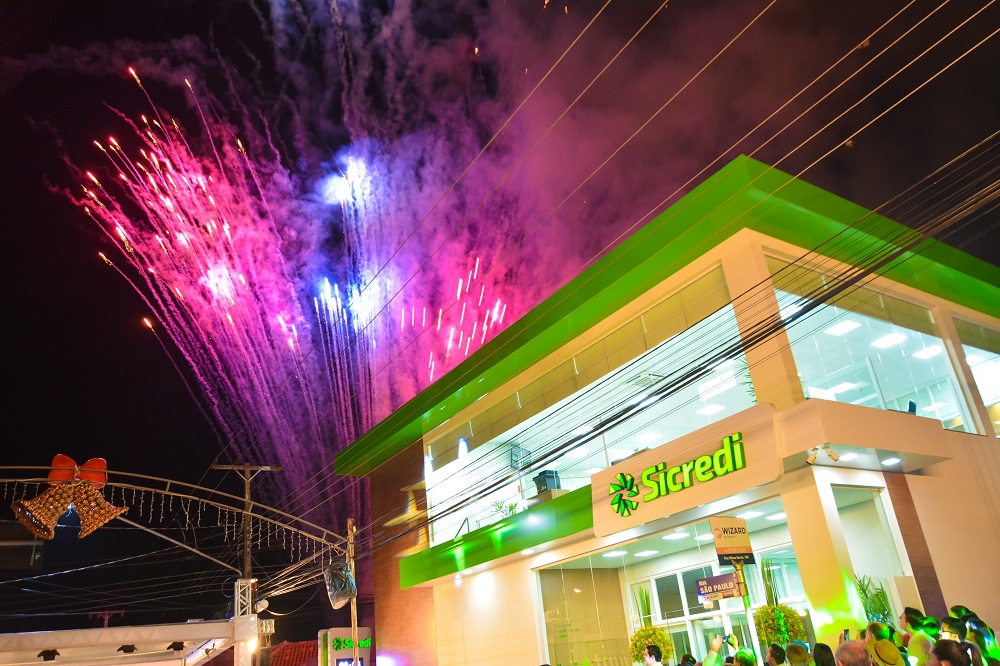 http://circulandoaqui.com.br/novo/banco_img/1264957a4c2588f8b0cbe8cec032a8e4c6c7f.jpg
