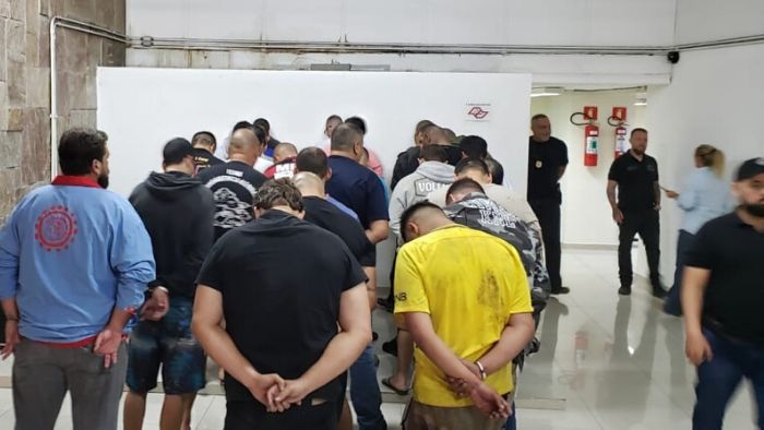 http://circulandoaqui.com.br/novo/banco_img/126602ecccd501fb65158a244d6c4a0bbda5d.jpg