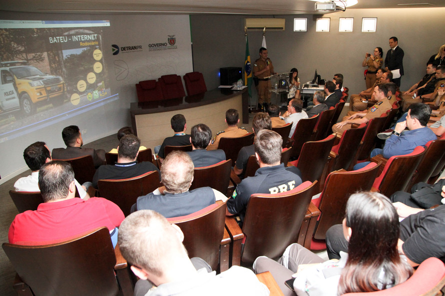 http://circulandoaqui.com.br/novo/banco_img/12663ceecc4a5acead97ab18106e86b7081b8.jpg