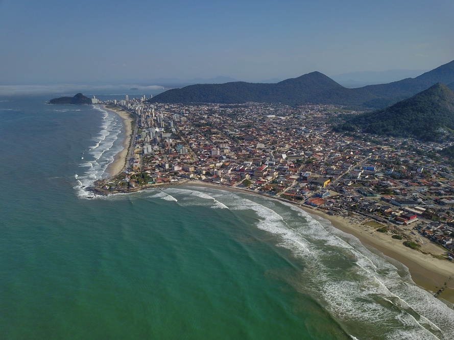 http://circulandoaqui.com.br/novo/banco_img/12720c76496065030166c18b55a3315f3f9cc.jpg
