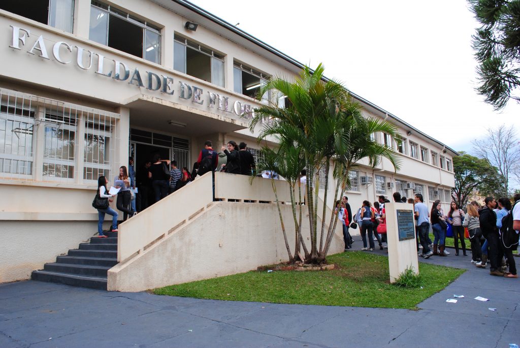 http://circulandoaqui.com.br/novo/banco_img/12790c37d9bc9f2ef9f0bccccf4e0fa10a401.jpg