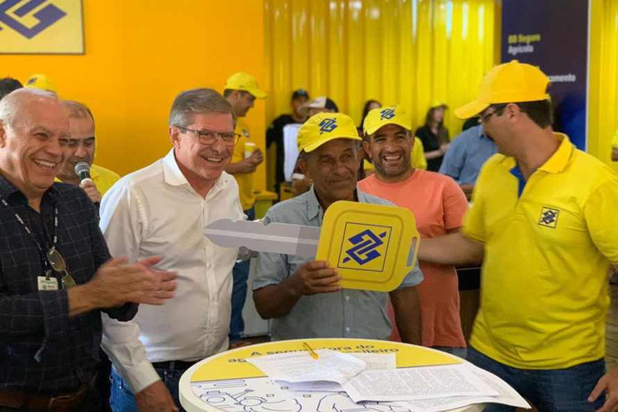 http://circulandoaqui.com.br/novo/banco_img/128459841112a9d8e8802b2309a89af5358ed.jpg